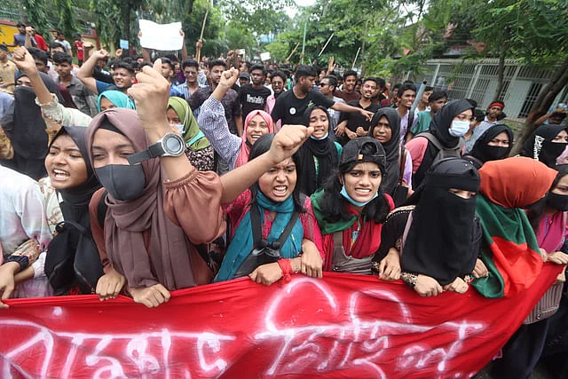 Students, under the banner of Students Against Discrimination, bring out a procession from Cumilla Zilla School on 3 August, 2024.